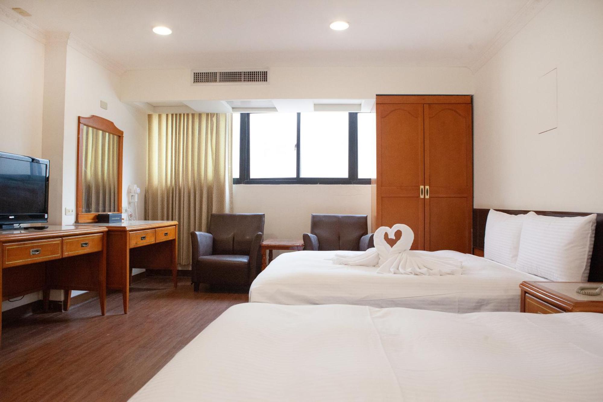 Yuai Fu Hao Hotel Taichung Exterior foto